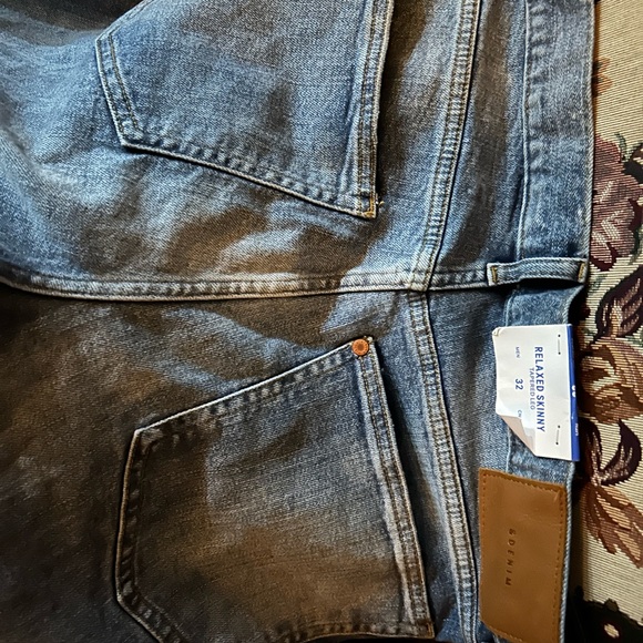 Men’s Skinny Jeans - Picture 3 of 4